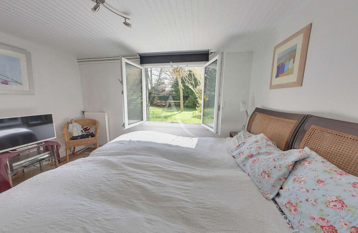 Maison à CHAMPIGNY-SUR-MARNE