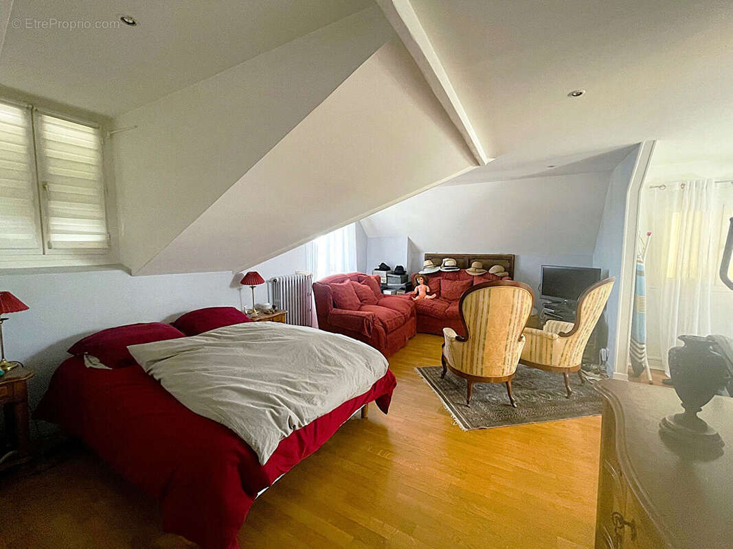 Maison à SAINT-LEU-LA-FORET