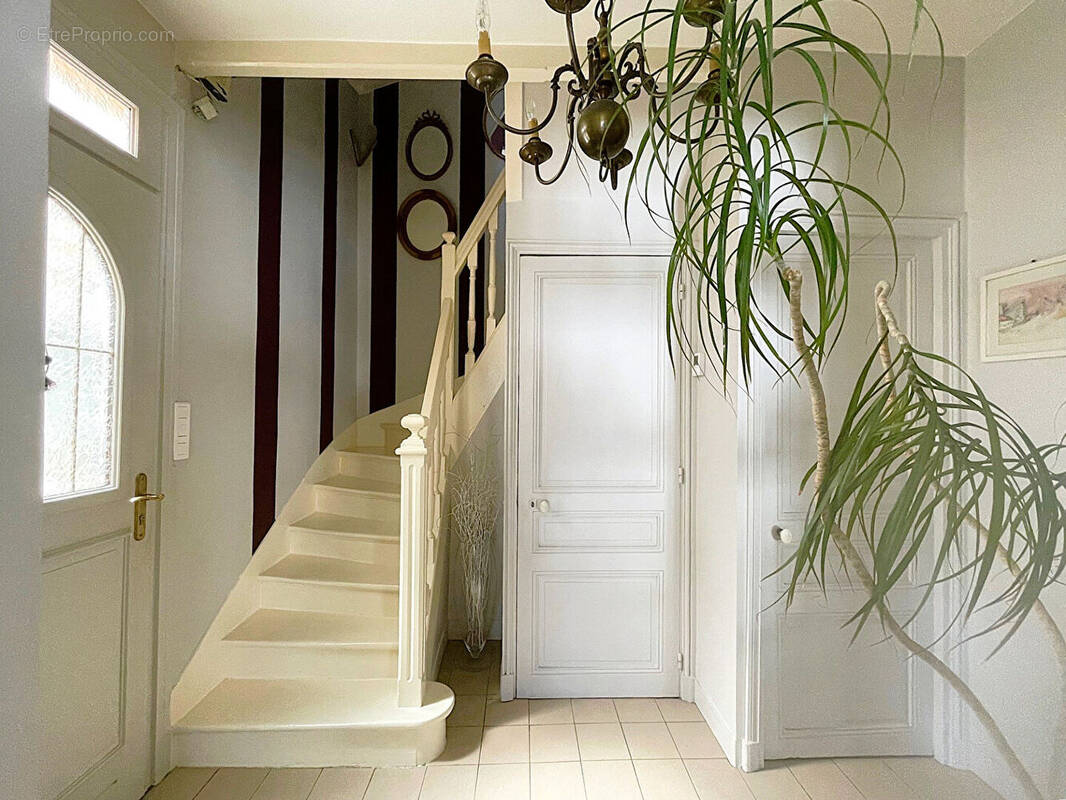 Maison à SAINT-LEU-LA-FORET