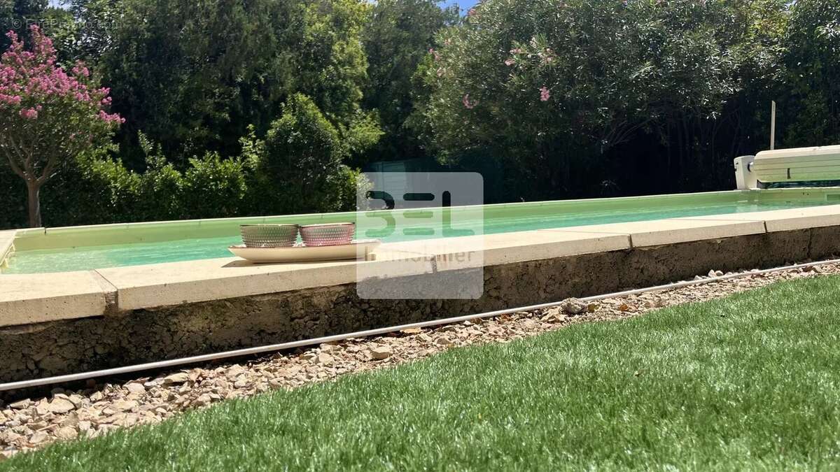 Maison à LORIOL-DU-COMTAT