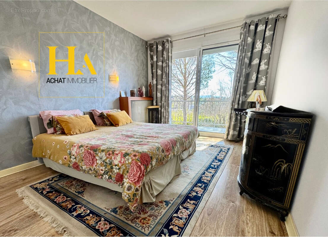 Maison à MONTELIMAR