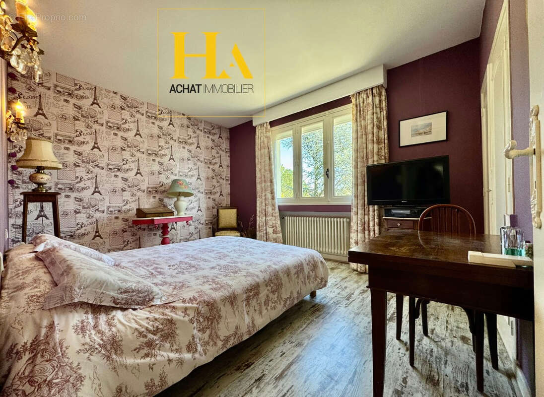 Maison à MONTELIMAR