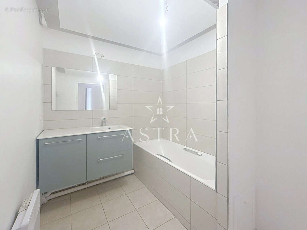 Appartement à LE PLESSIS-ROBINSON