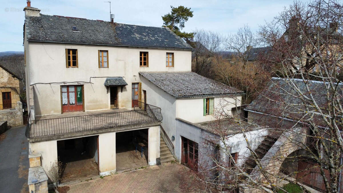 Maison à PIERREFICHE