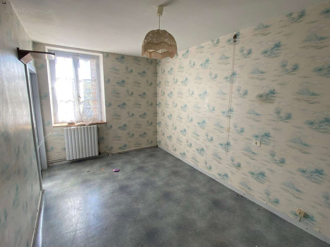 Maison à PIERREFICHE