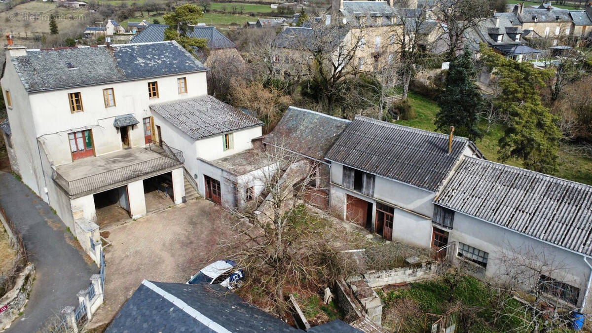 Maison à PIERREFICHE