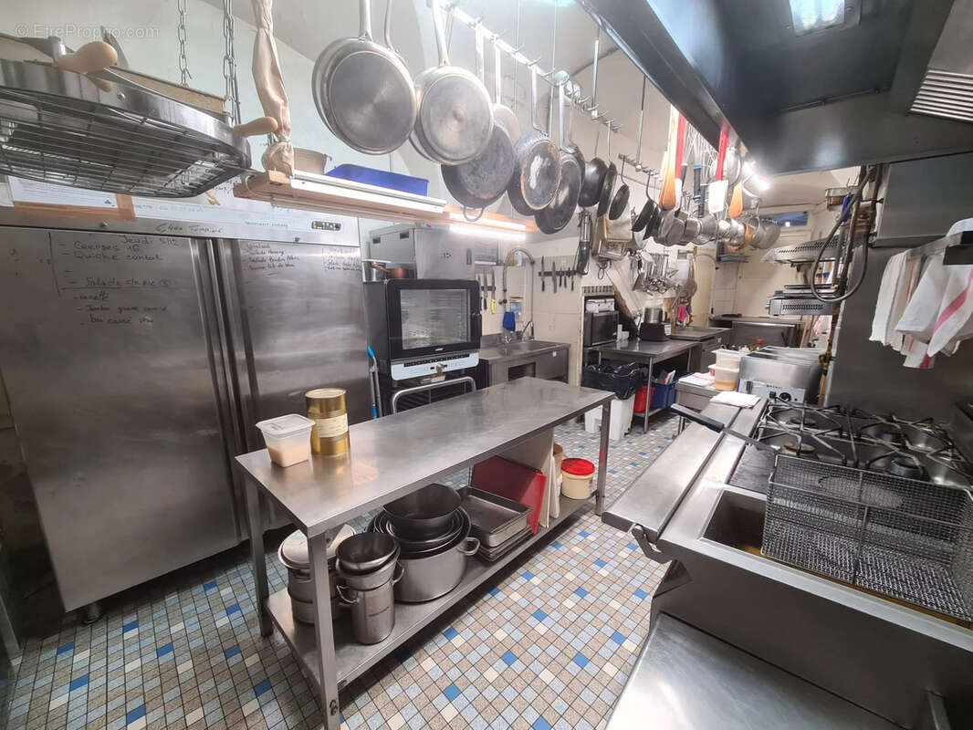 Commerce à ESPALION