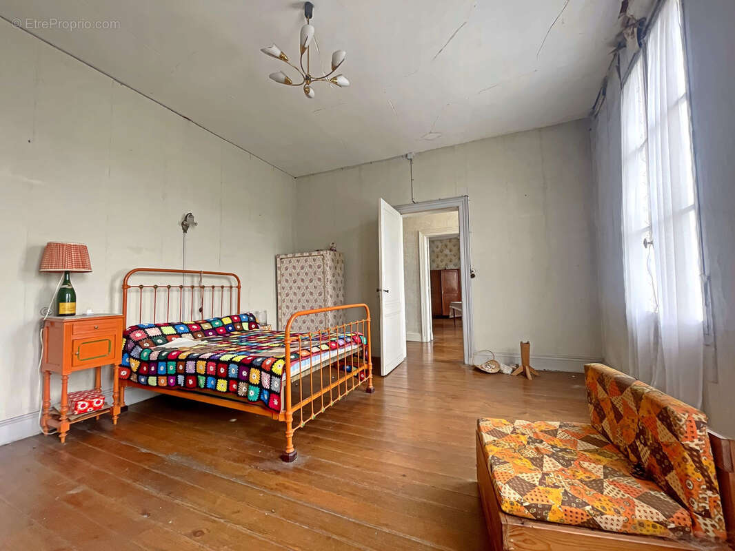 Appartement à ARVEYRES