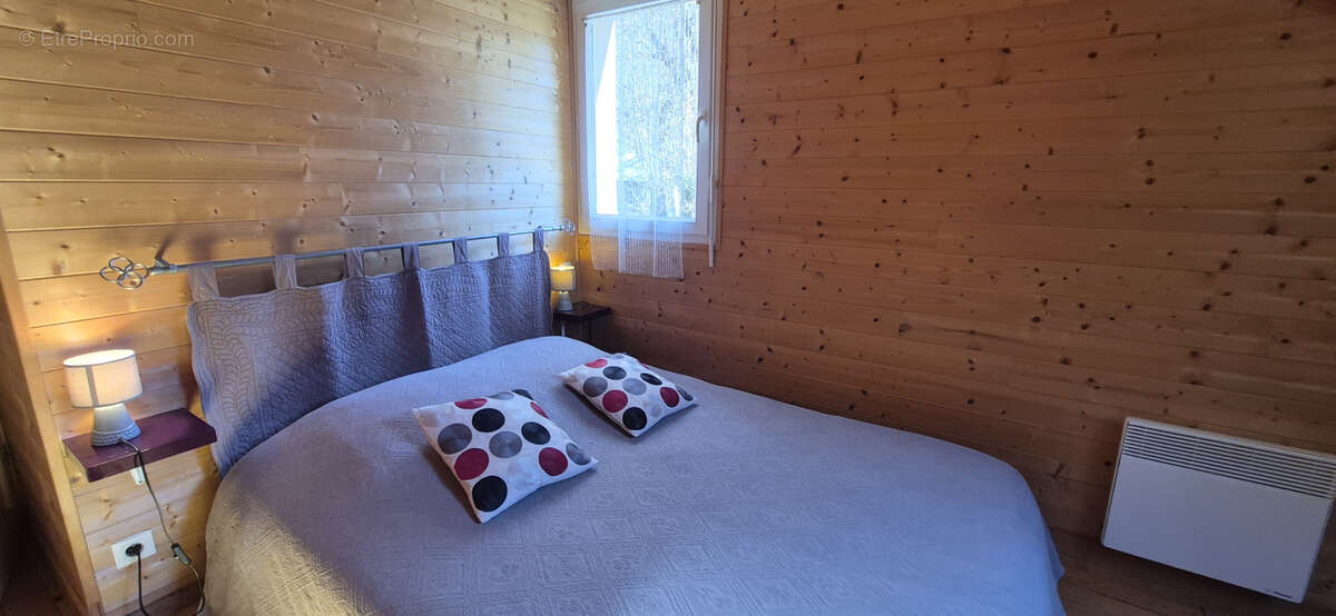 Maison à SAINT-CHELY-D&#039;AUBRAC