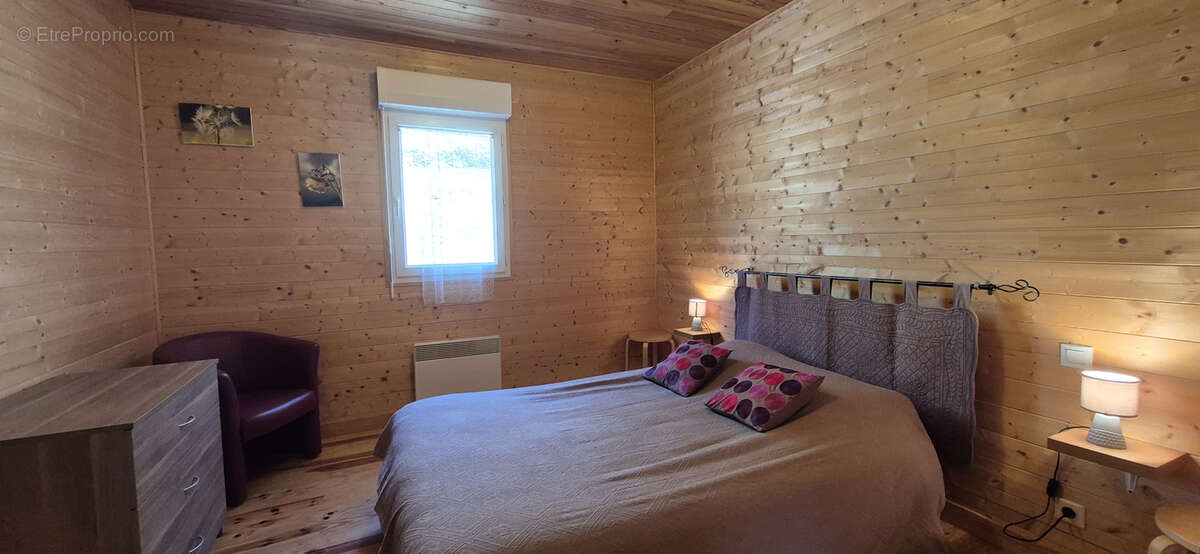 Maison à SAINT-CHELY-D&#039;AUBRAC