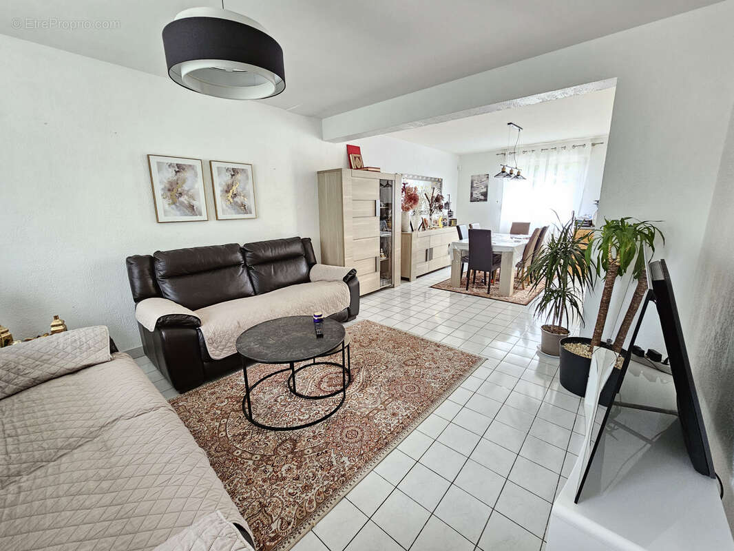 Maison à SAINT-GEORGES-DES-GROSEILLERS