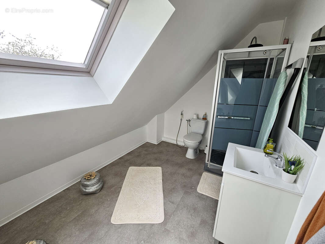 Maison à SAINT-GEORGES-DES-GROSEILLERS