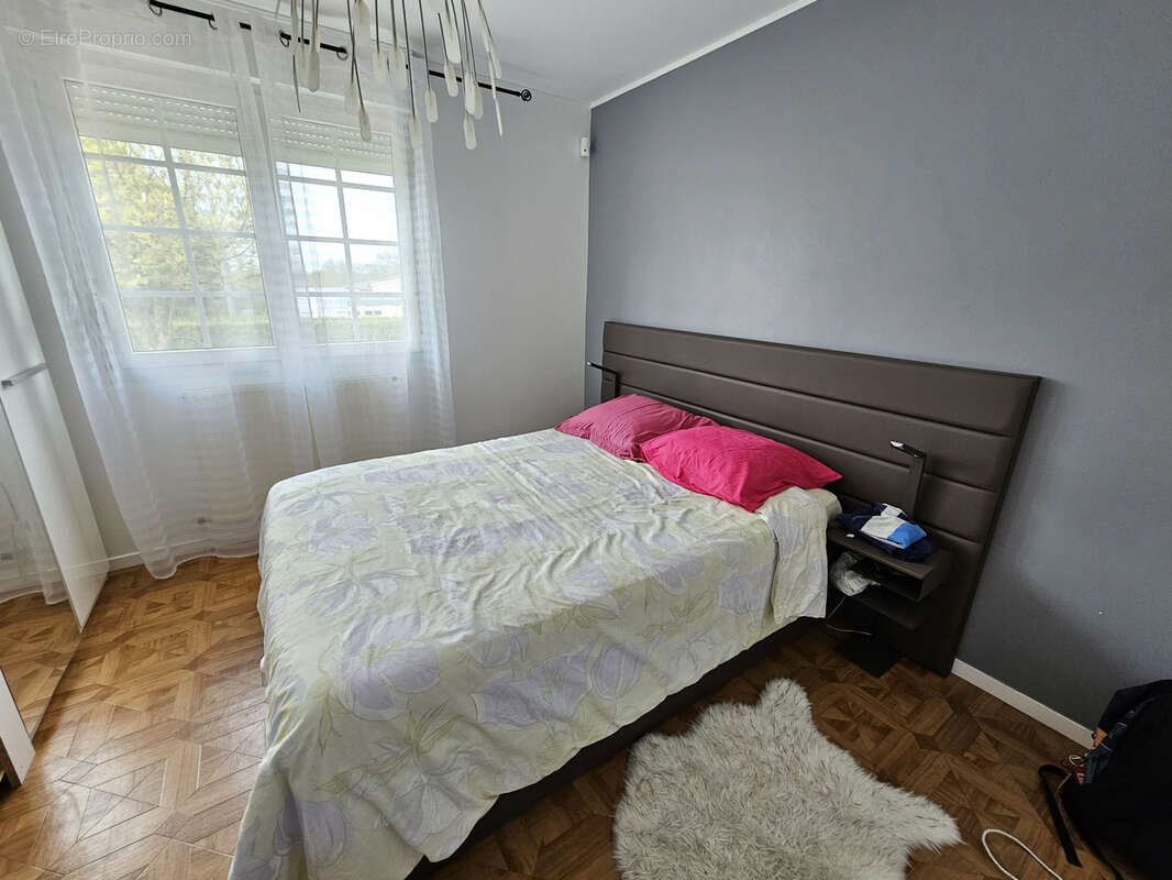 Maison à SAINT-GEORGES-DES-GROSEILLERS