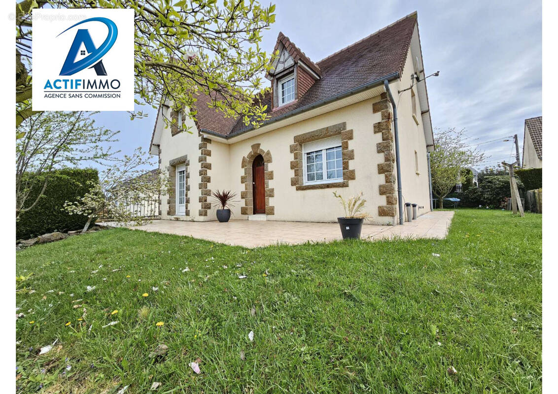 Maison à SAINT-GEORGES-DES-GROSEILLERS