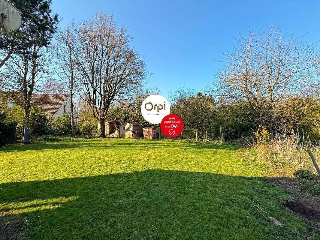 Maison à WIERRE-EFFROY