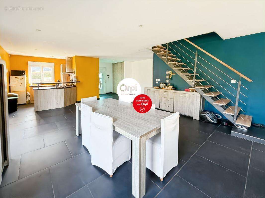 Maison à WIERRE-EFFROY