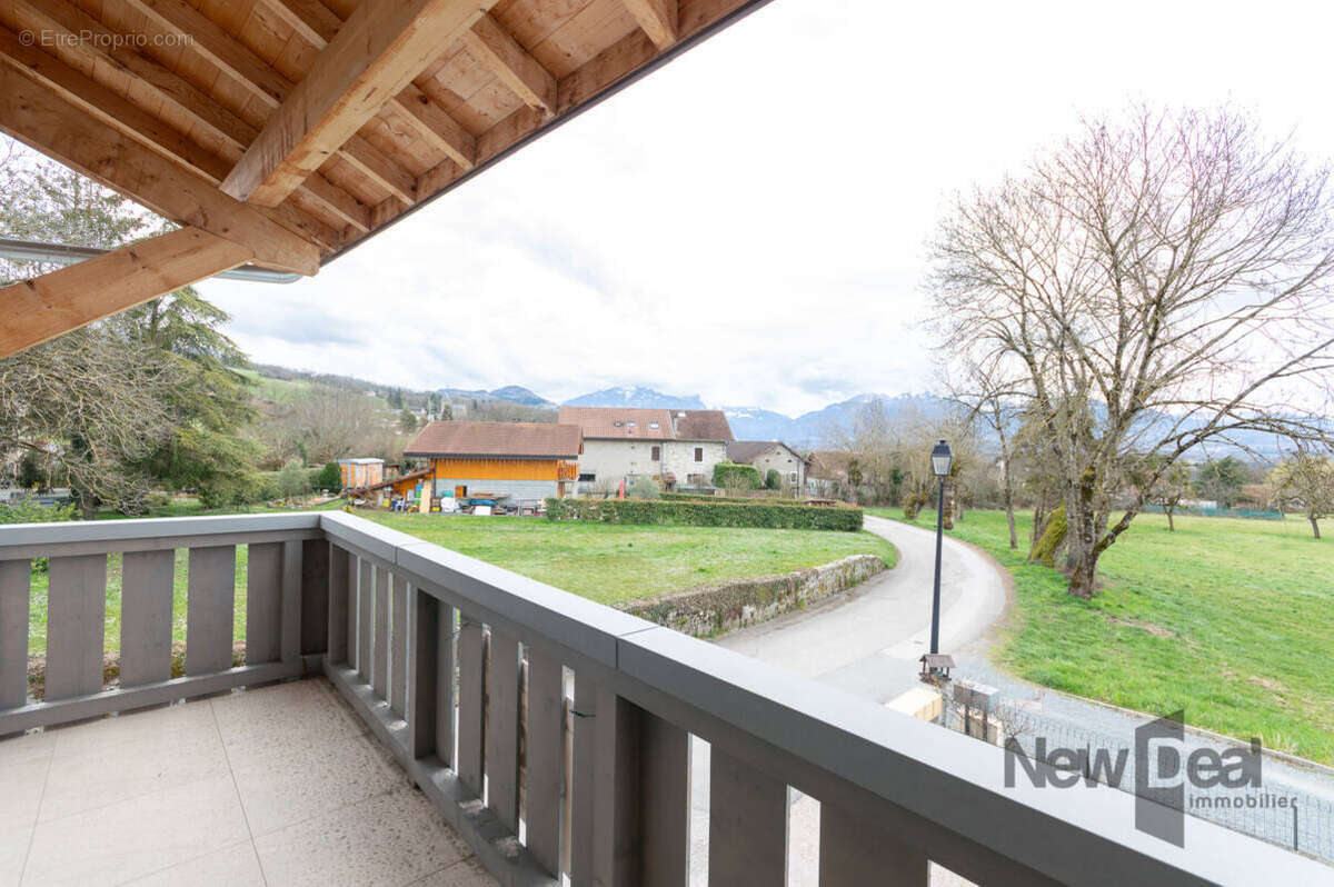 Appartement à CONTAMINE-SUR-ARVE