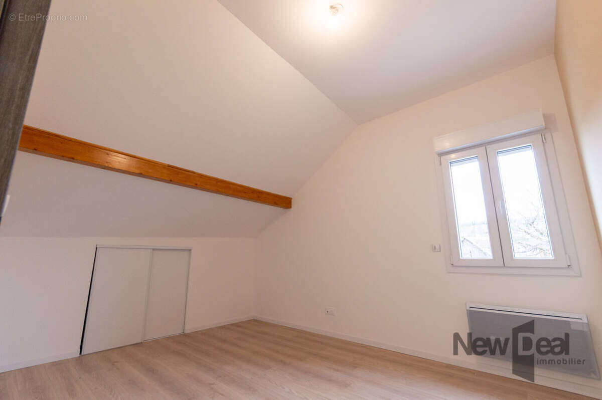 Appartement à CONTAMINE-SUR-ARVE