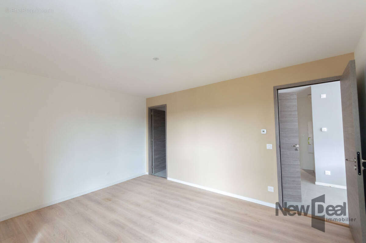 Appartement à CONTAMINE-SUR-ARVE