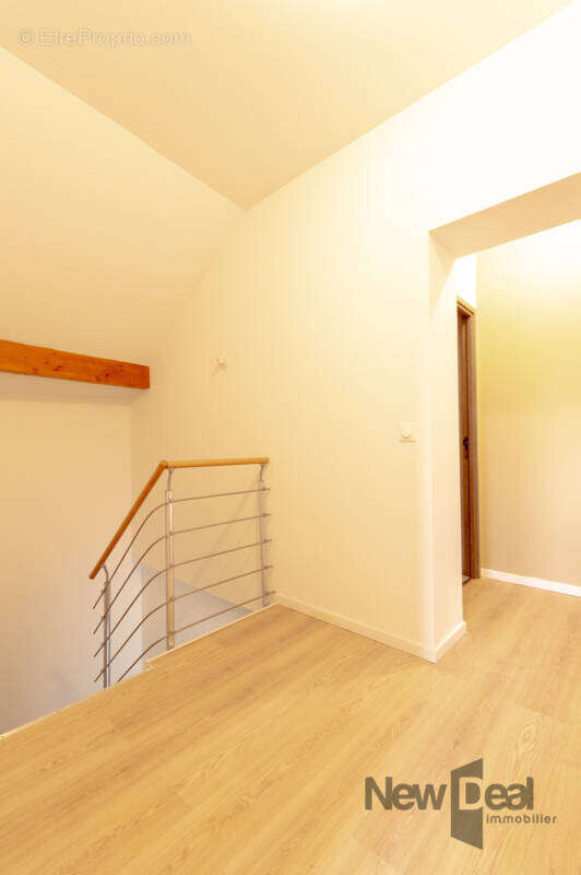 Appartement à CONTAMINE-SUR-ARVE