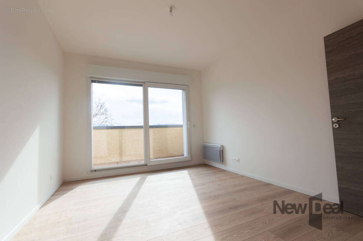 Appartement à CONTAMINE-SUR-ARVE