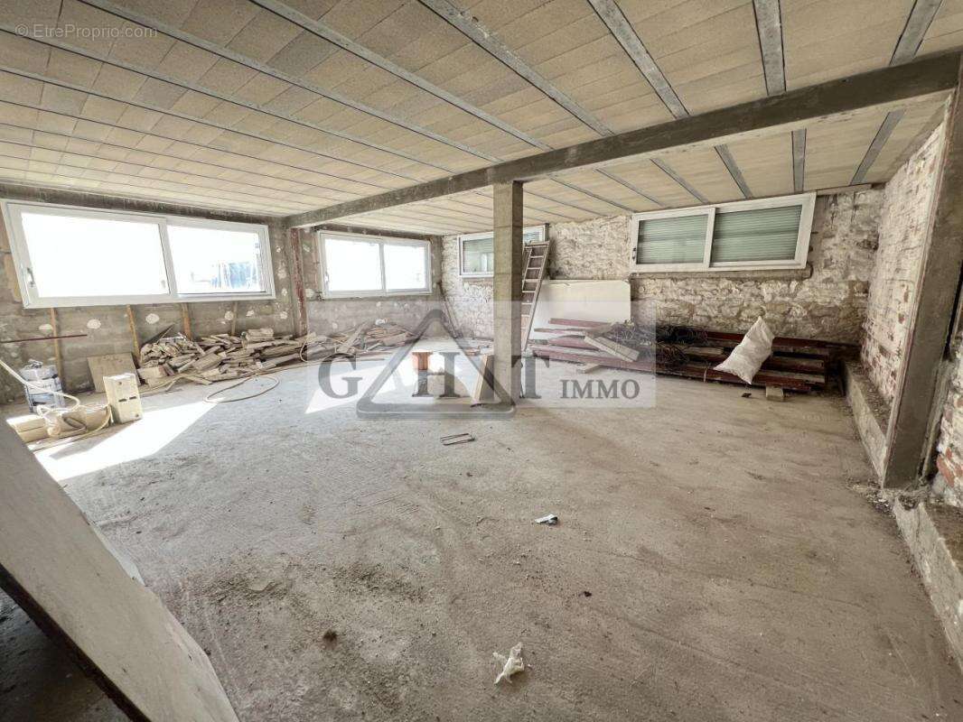 Commerce à SAINT-MAUR-DES-FOSSES