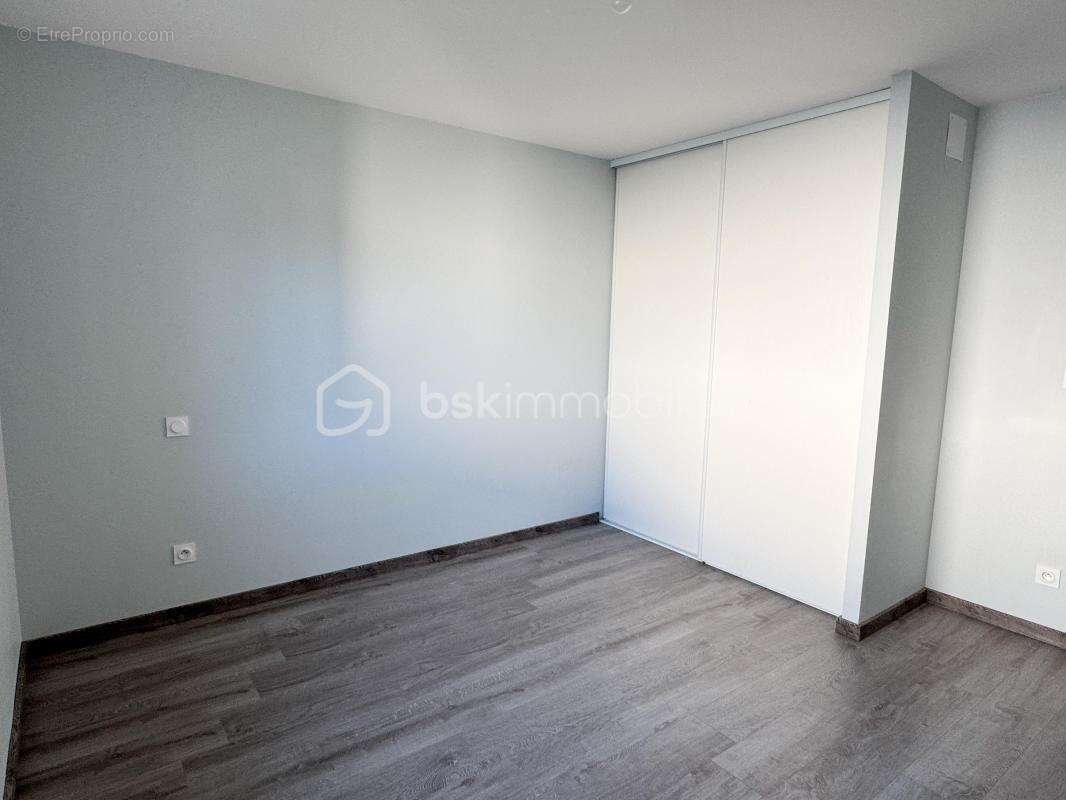 Maison à SAINT-PIERRE-LA-COUR