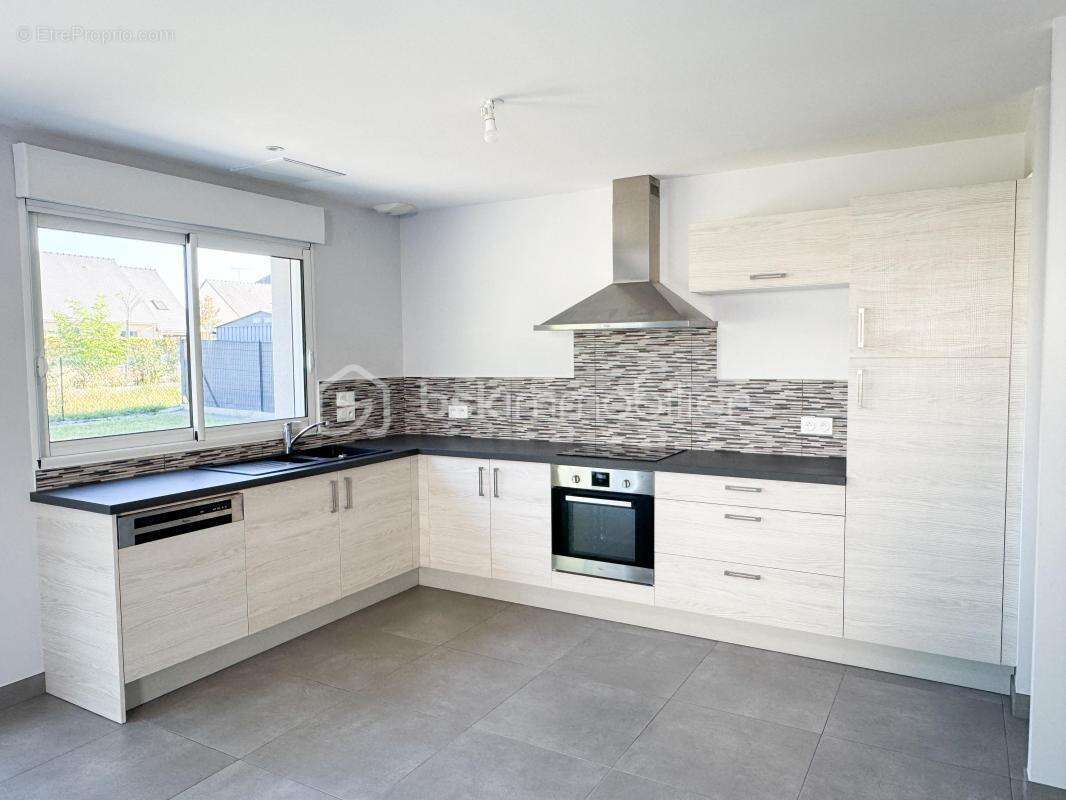 Maison à SAINT-PIERRE-LA-COUR