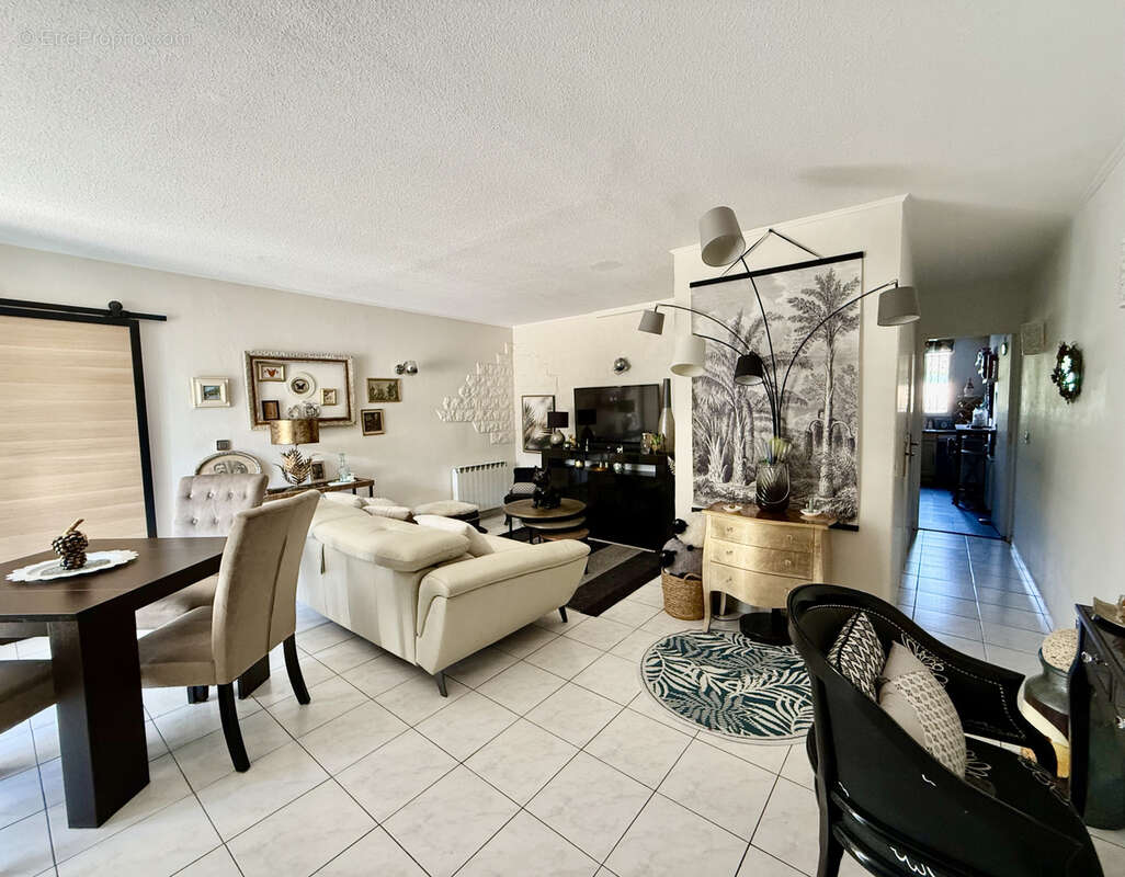 Appartement à AUBAGNE