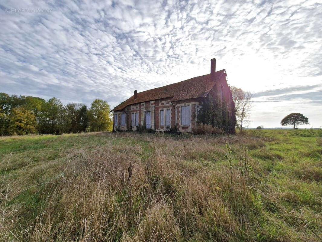 Maison à AUTREMENCOURT