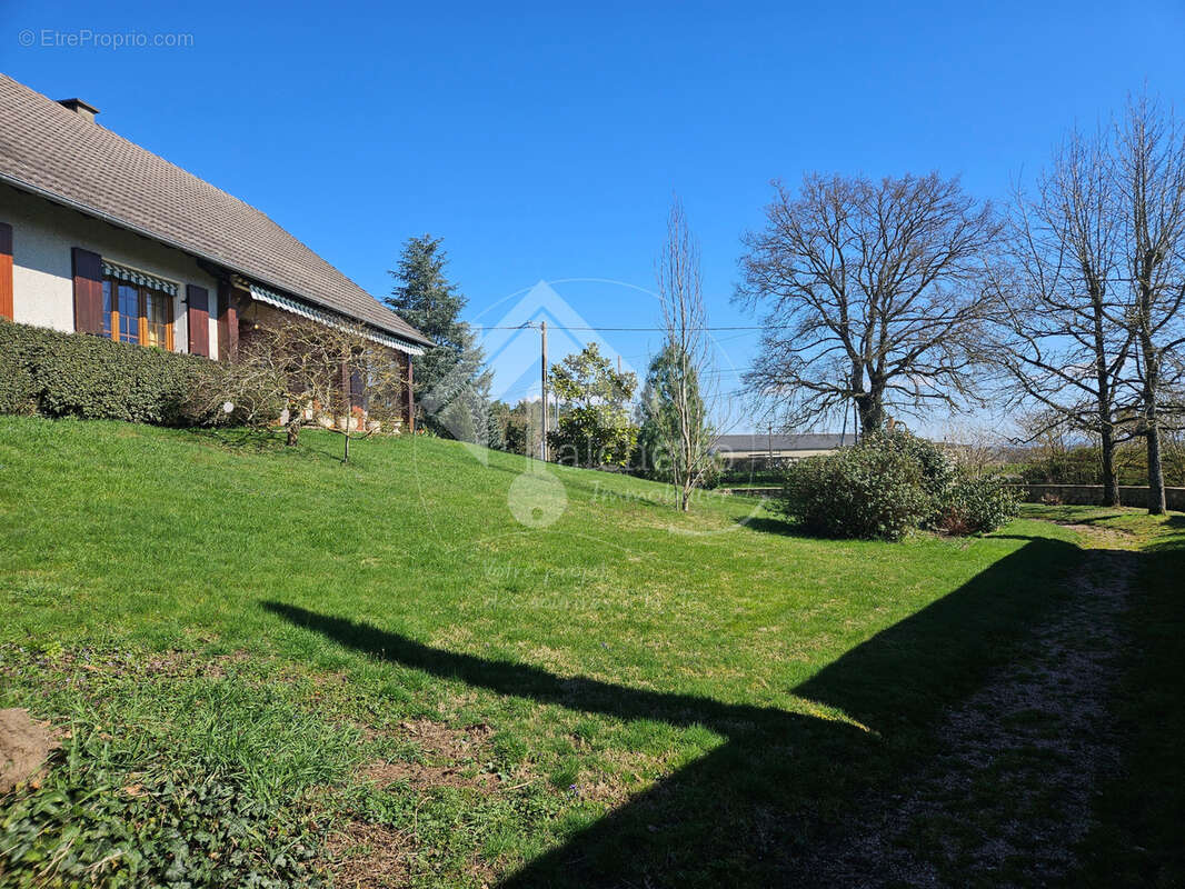 Maison à VARENNES-SUR-ALLIER