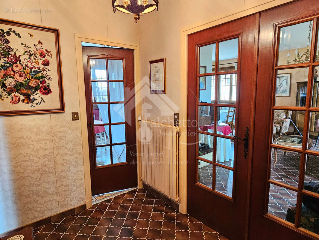 Maison à VARENNES-SUR-ALLIER