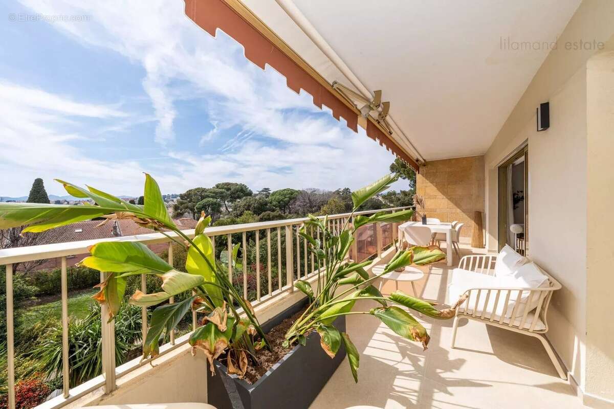 Appartement à CANNES