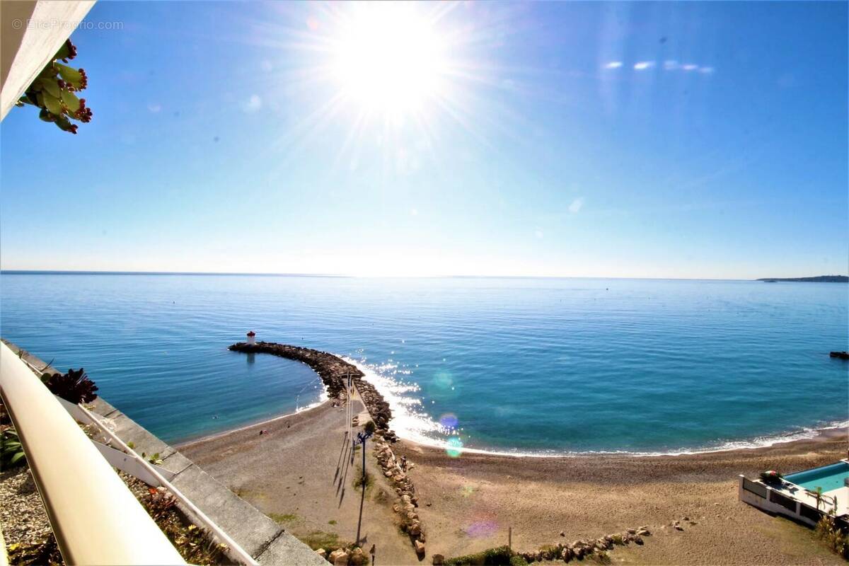 Appartement à VILLENEUVE-LOUBET