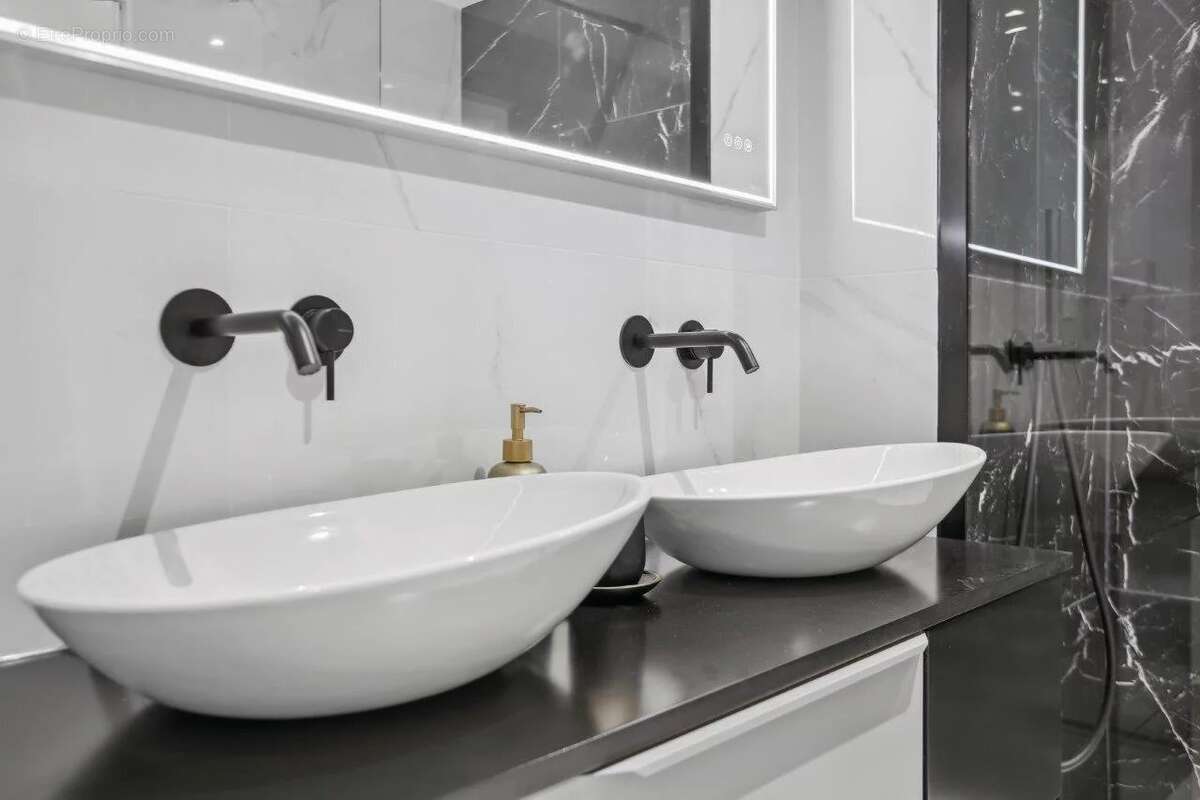 Appartement à LE CANNET