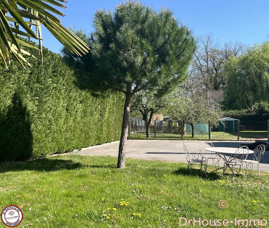 Maison à LUSIGNY-SUR-BARSE