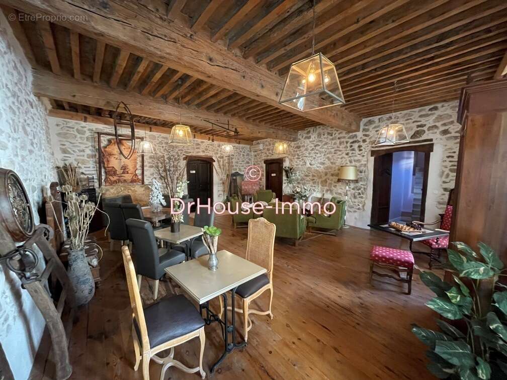 Maison à VILLENEUVE-MINERVOIS