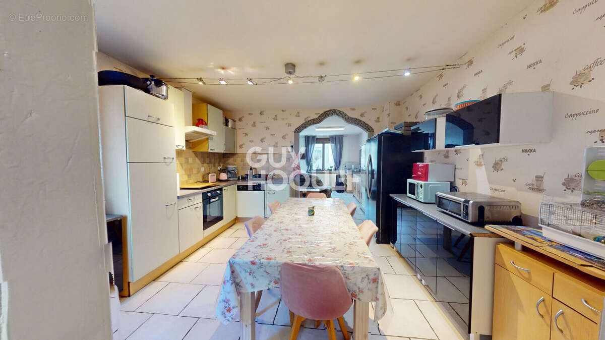 Maison à FREYMING-MERLEBACH