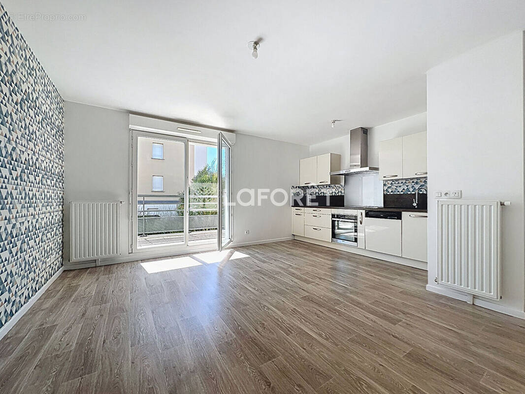 Appartement à LIEUSAINT