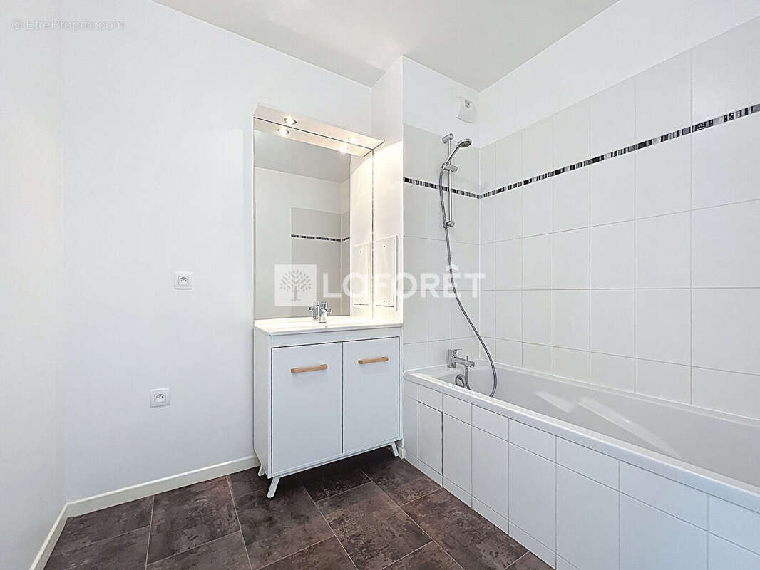 Appartement à LIEUSAINT