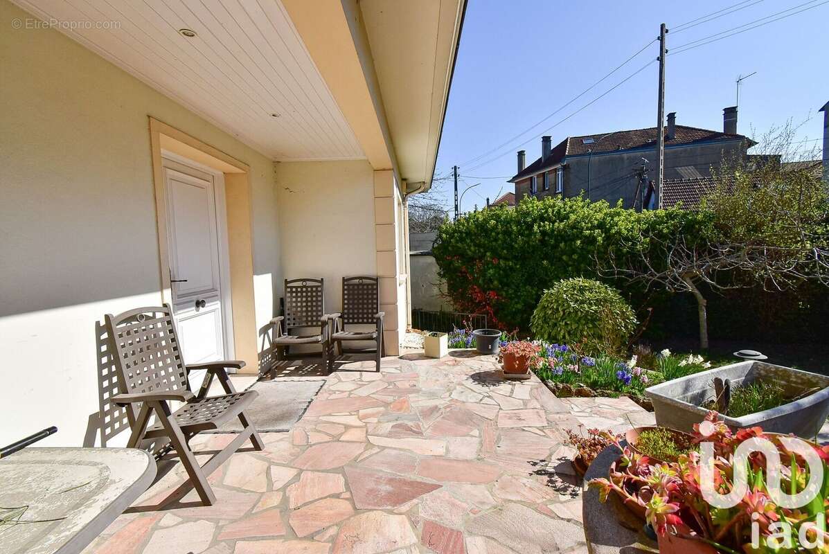 Photo 3 - Maison à LE RAINCY