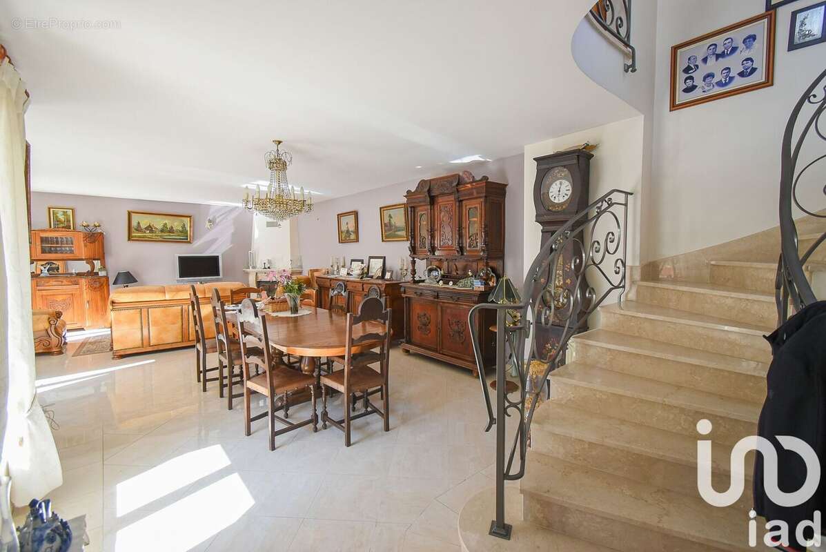 Photo 5 - Maison à LE RAINCY