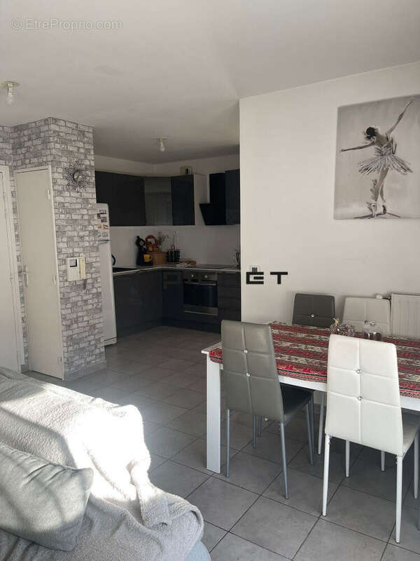 Appartement à LYON-8E