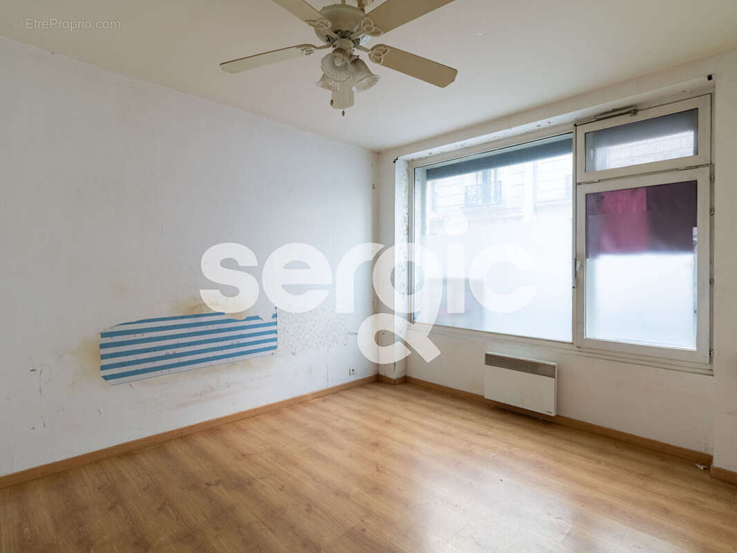 Appartement à PARIS-14E