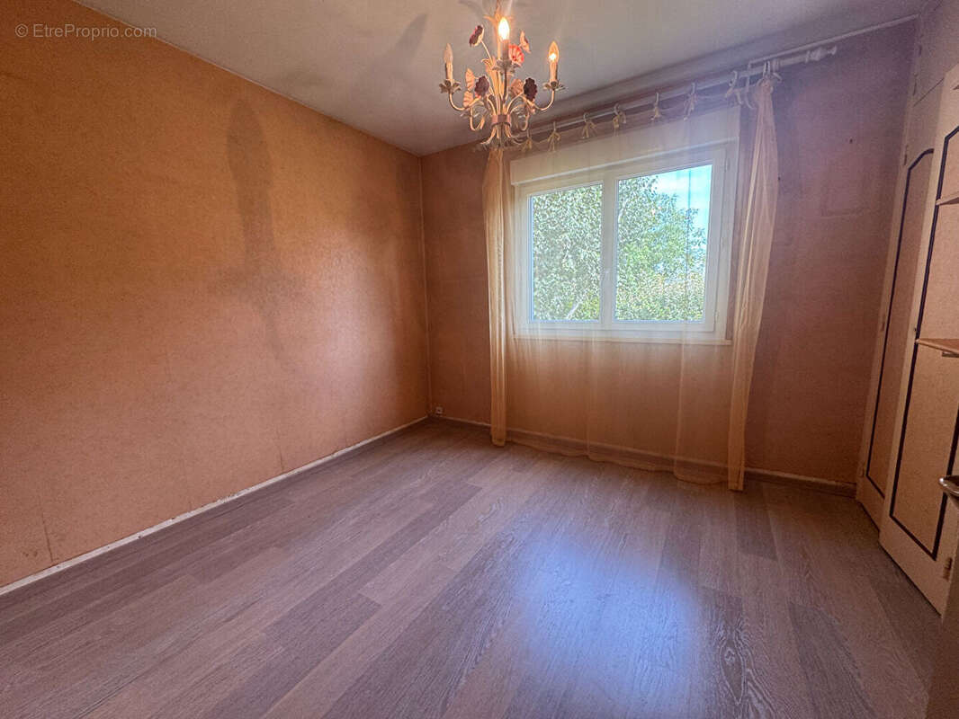 Maison à FLEURY-SUR-ORNE