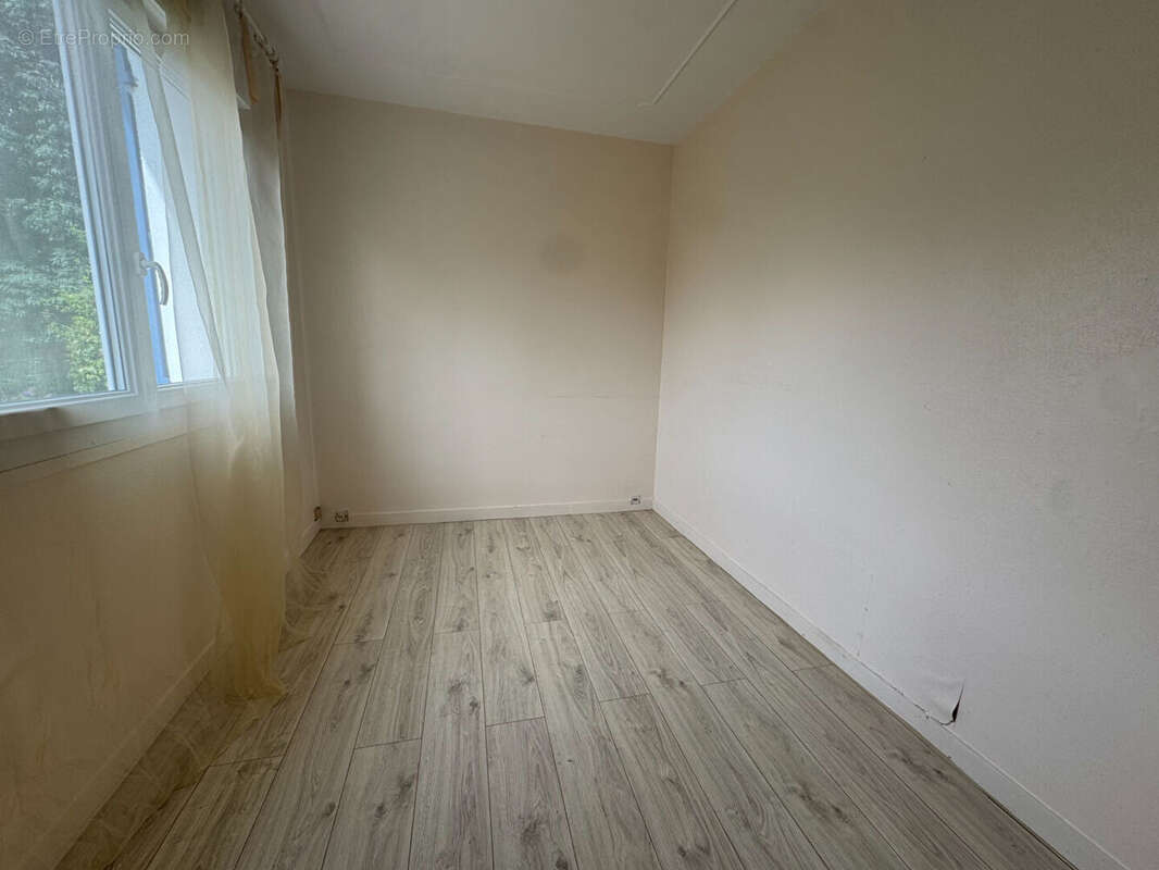 Maison à FLEURY-SUR-ORNE