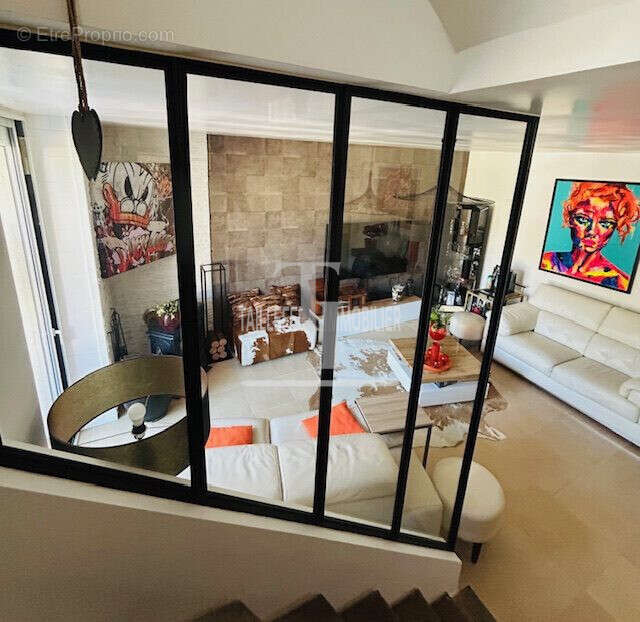 séjour - Maison à PERIGUEUX