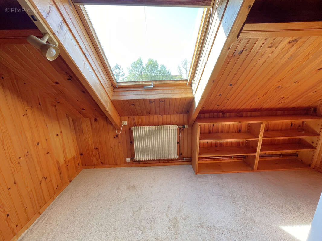 Maison à LE COUDRAY