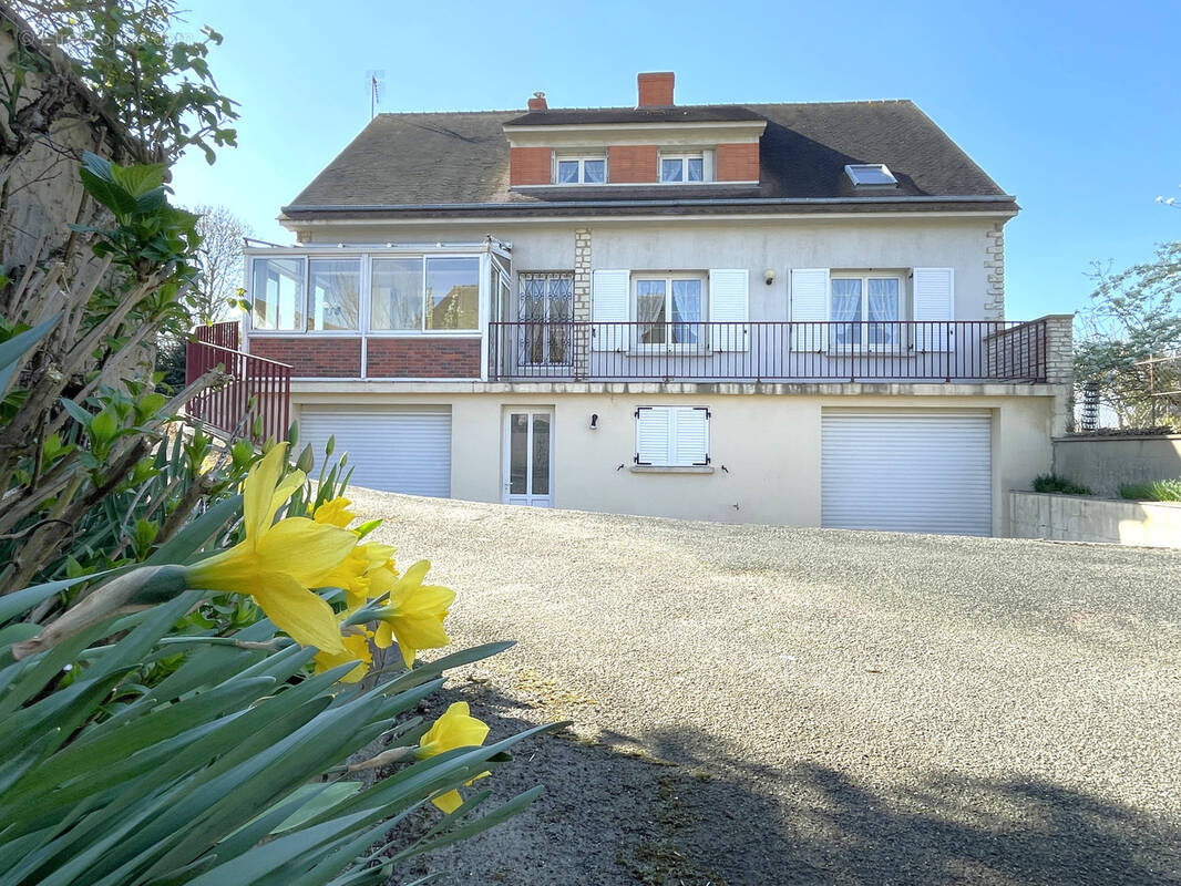 Maison à LE COUDRAY