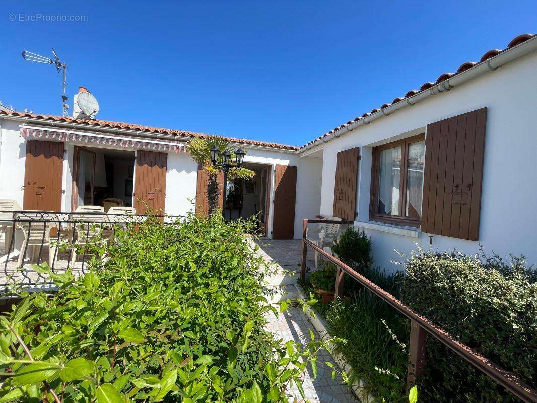 Maison à LA ROCHELLE